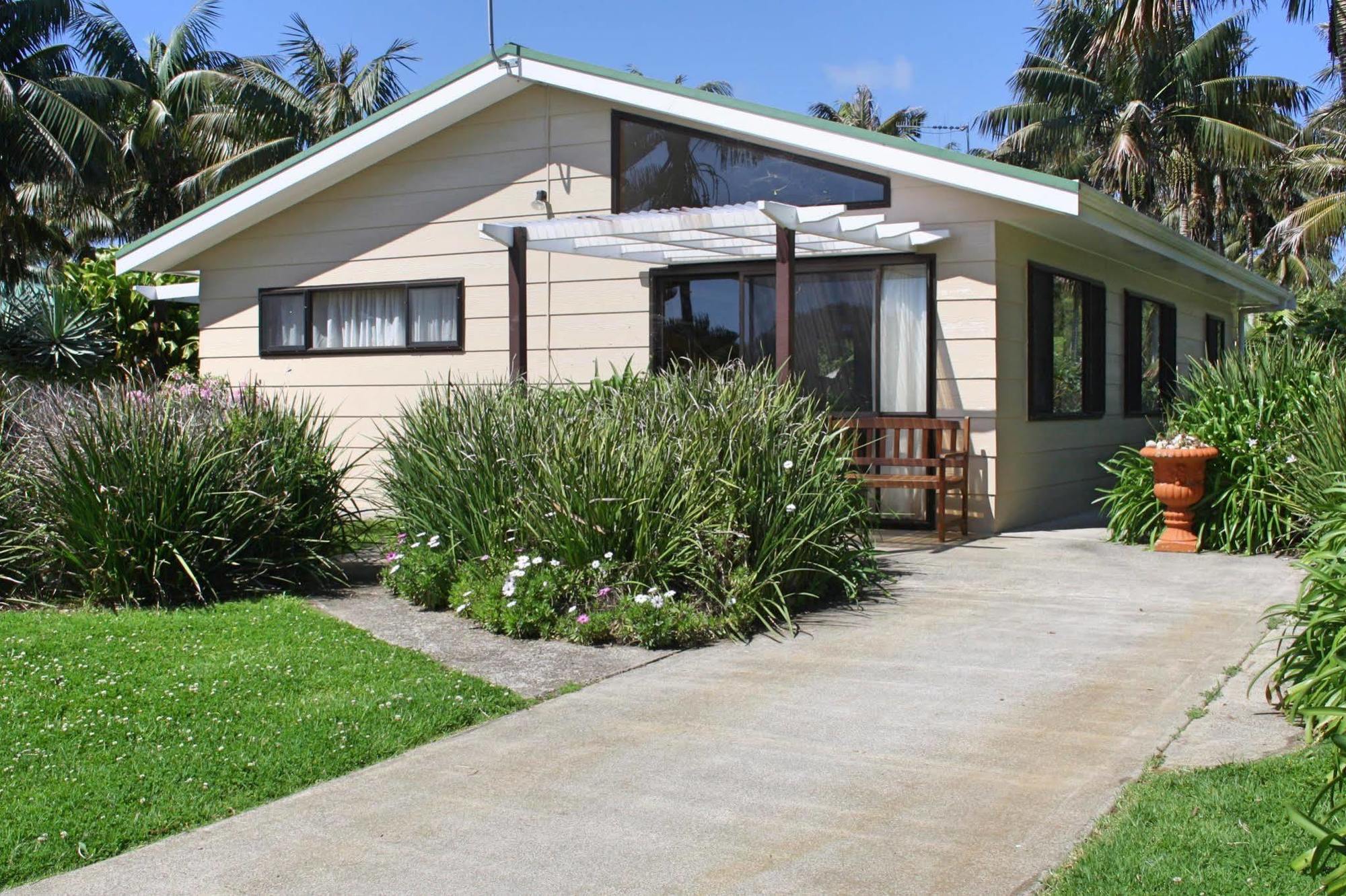 Tau Gardens Hotel Norfolk Island Esterno foto